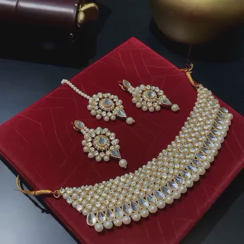 Classic Pearl Necklace set