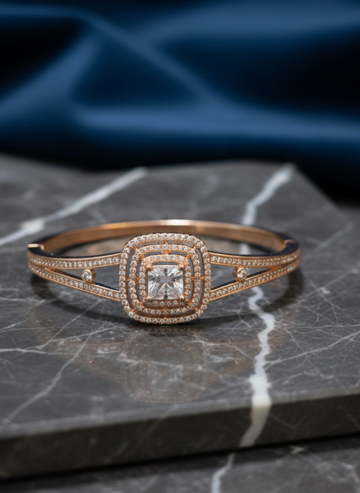 Royal Emerald-Cut Motif Bangle: